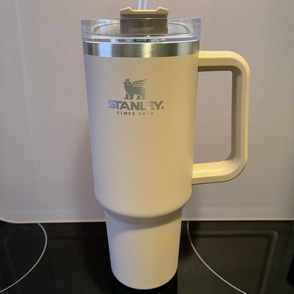 Stanley 40oz Quencher Tumbler - Driftwood